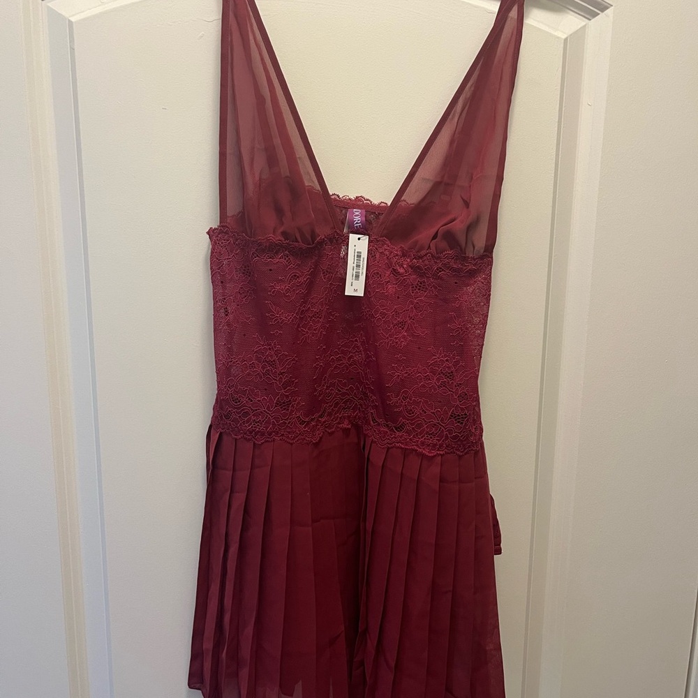 NWT adore me lingerie set size medium.. wine red